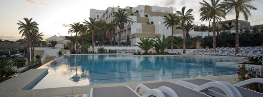 Malta - kampus Salini Resort- komfortowy pobyt dla młodzieży 14-17 lat