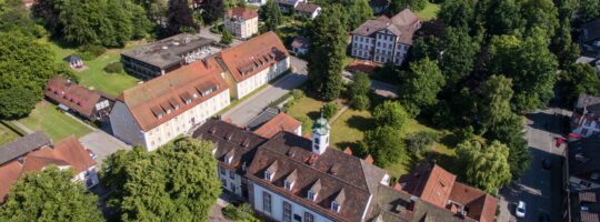 Niemcy - szkoły prywatne kampusowe + kurs językowy
